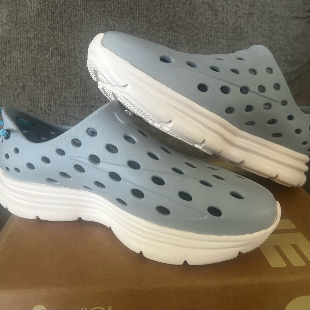 Kanes Footwear Recovery shoe Men’s 8/ women’s 10